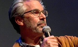 Режиссер Пол Лазарус: «Плохие сериалы сегодня не выживают»