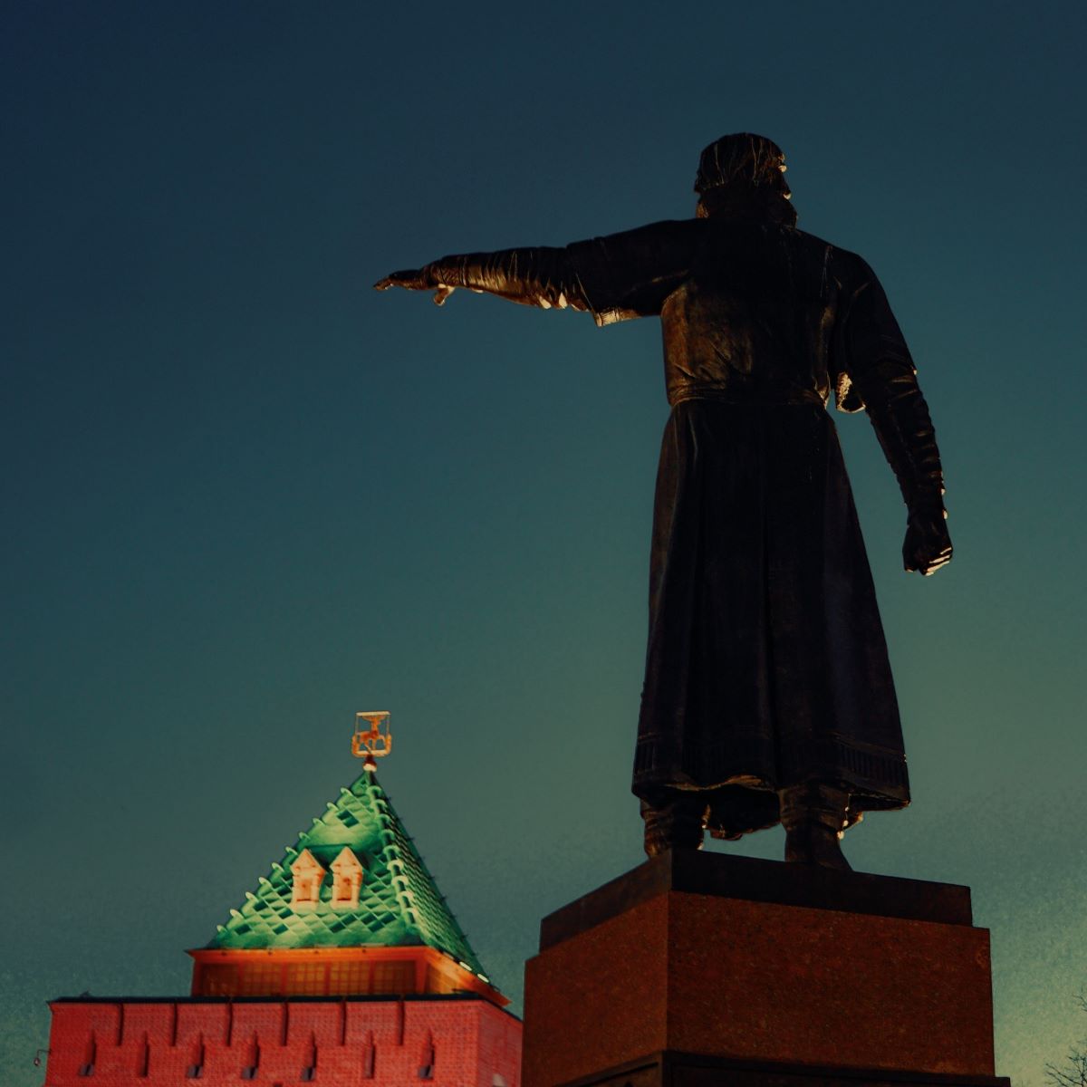 Памятник Минину