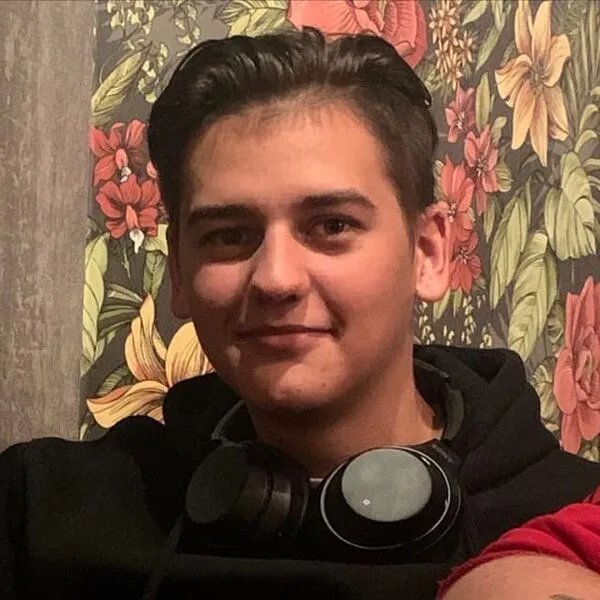 Артур Кулапин