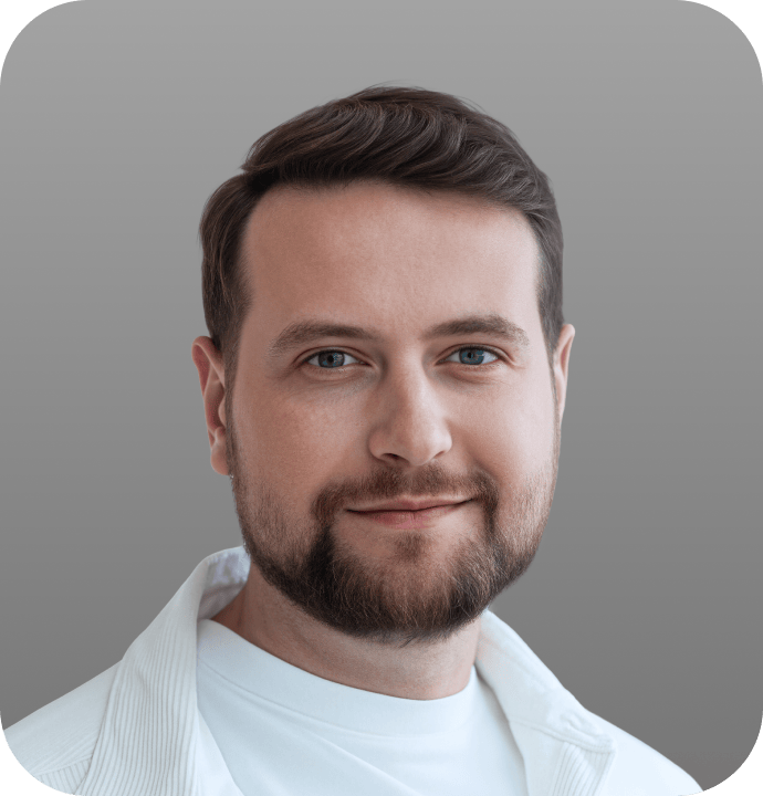 Михаил Новичков