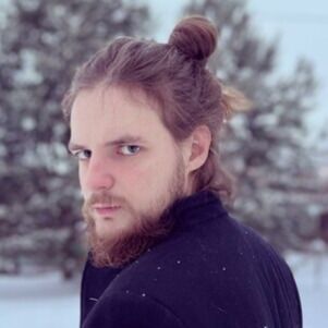 Юрий Тихонов