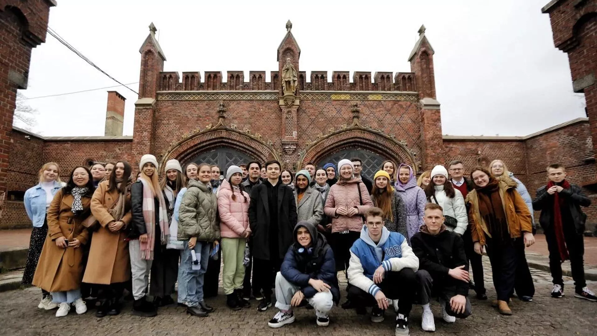 Регаты, хомлины и клопсы. Калининград глазами креативных студентов