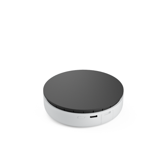 Hubs and remote controllers