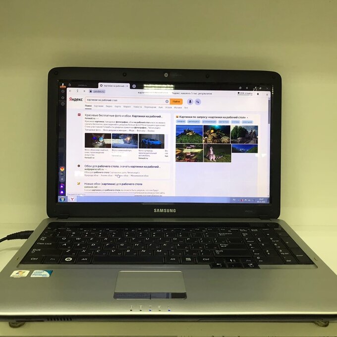 15.6" Ноутбук Samsung RV510 (A02) (HD) T4500(2.3)/2048/320/DVD-SMulti/WiFi/Cam/MS Win7 Starter/Black-Siver