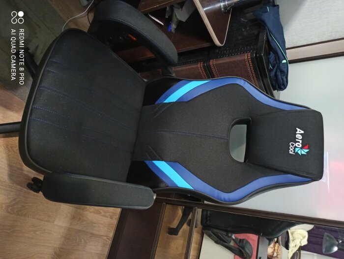 Компьютерное кресло AeroCool AERO 2 Alpha игровое, обивка: искусственная кожа/текстиль, цвет: черный/синий - фото № 1 от пользователя  anonymous