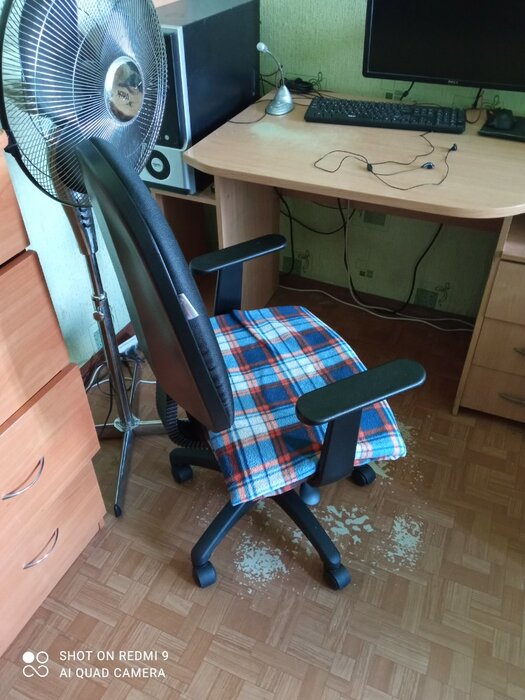 Компьютерное кресло Бюрократ CH-1300/T офисное, обивка: текстиль, цвет: черный - фото № 1 от пользователя  anonymous