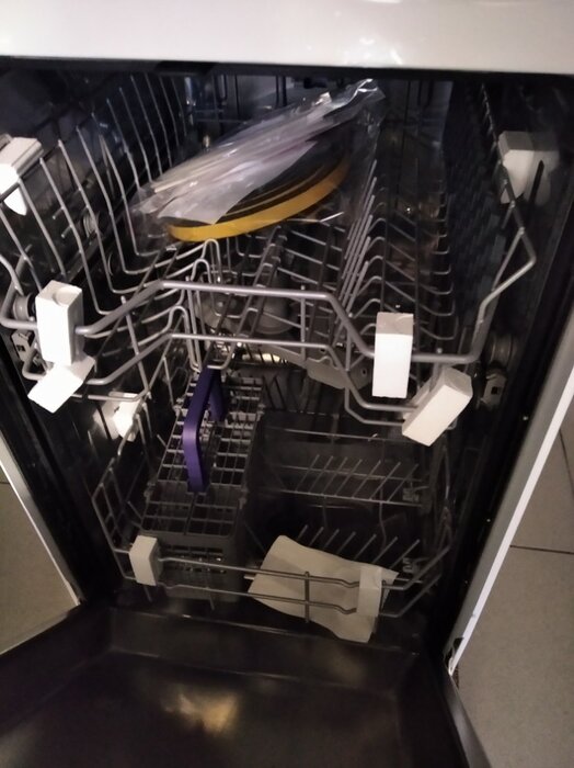 Посудомоечная машина Beko DFS05012W / DFS05012S, белый - фото № 4 от пользователя  anonymous