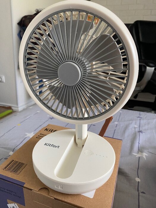 Портативный вентилятор Kitfort KT-403 - фото № 1 от пользователя  Кристина Колесникова