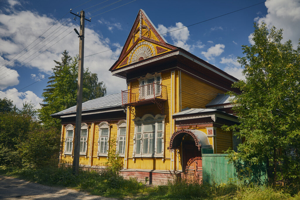 Солигалич богат на красивые деревянные дома.