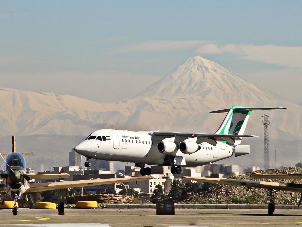 Крупнейшая частная авиакомпания Ирана Mahan Air осуществляет прямые рейсы в Россию.