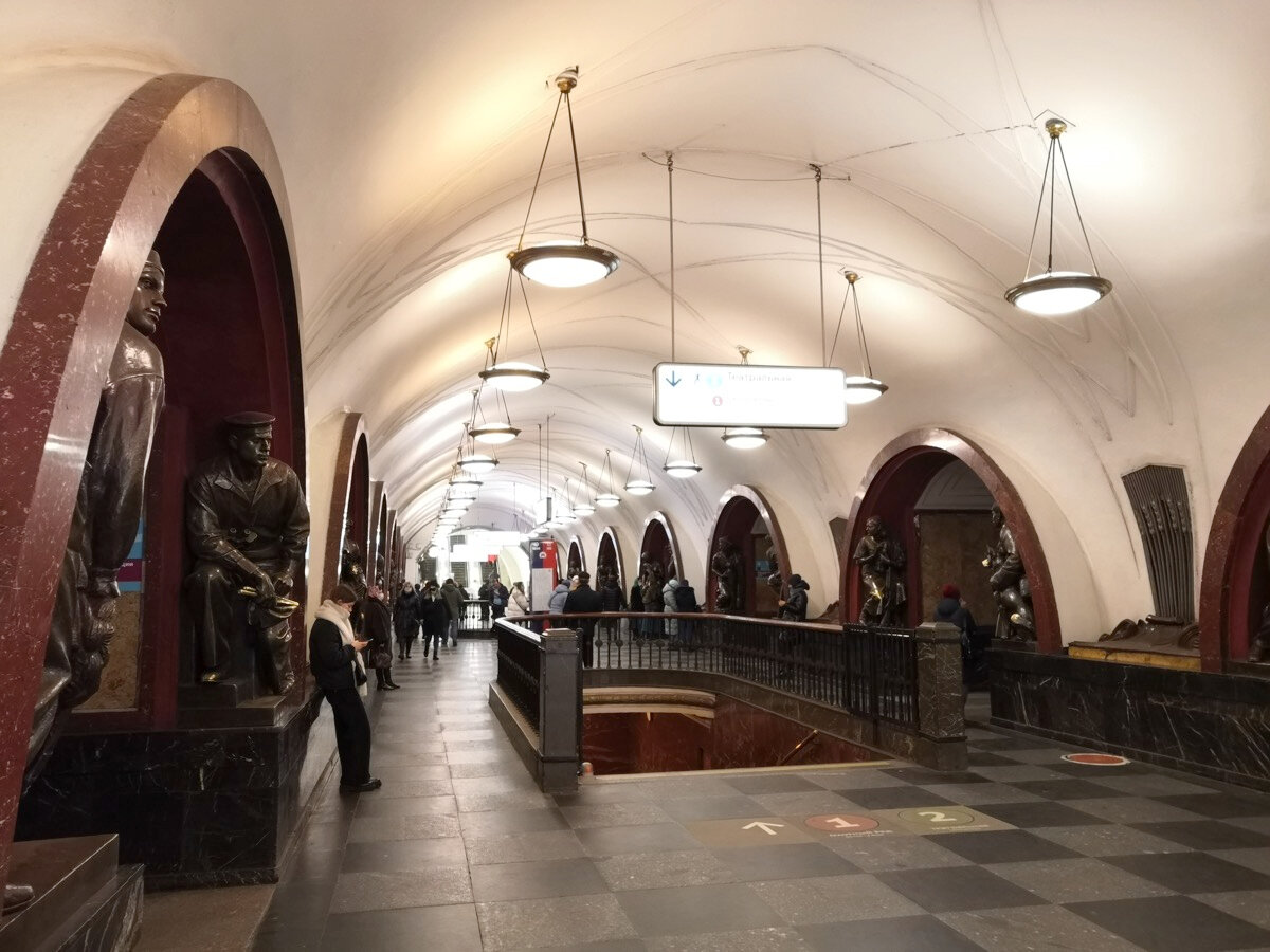 Московское метро — одно из самых красивых в мире.