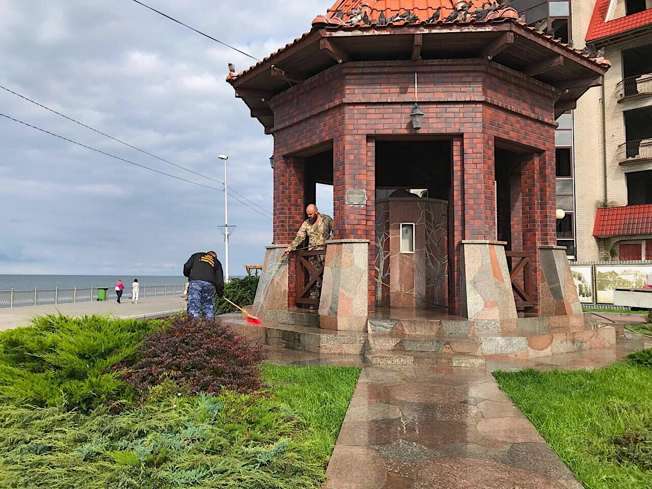 Бювет в Зеленоградске новый, но назвали его в честь королевы Пруссии .