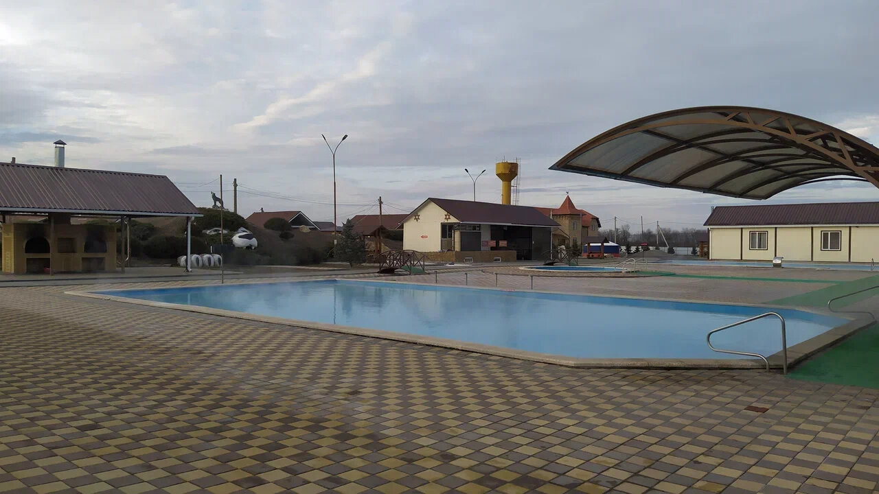 В тёплом бассейне не холодно и зимой