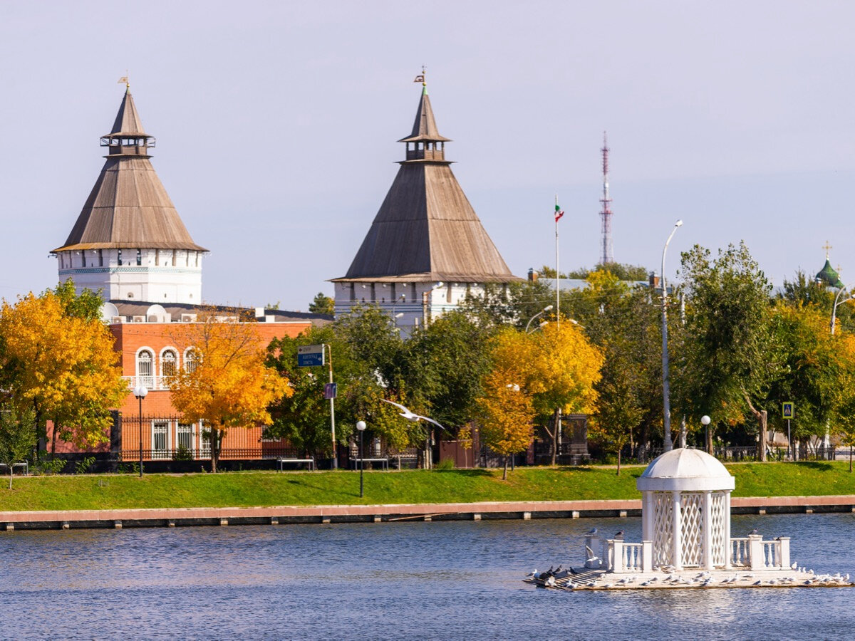 Прогулка по Астрахани: кремль, Волга и рыбная кухня 
