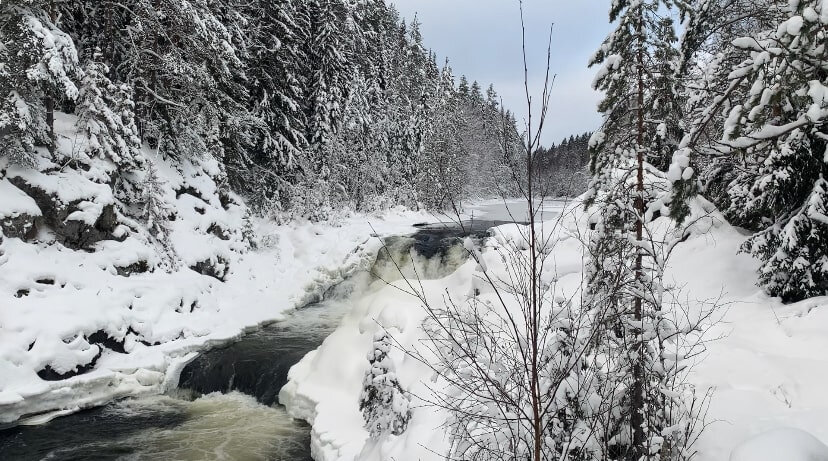 Зимний водопад