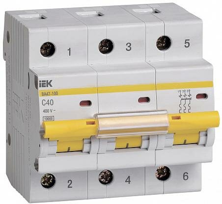 Автоматический выключатель модульный IEK ВА47-100 трехполюсный 3п 40А C 10кA AC/DC (перемен./постоян.) (MVA40-3-040-C)