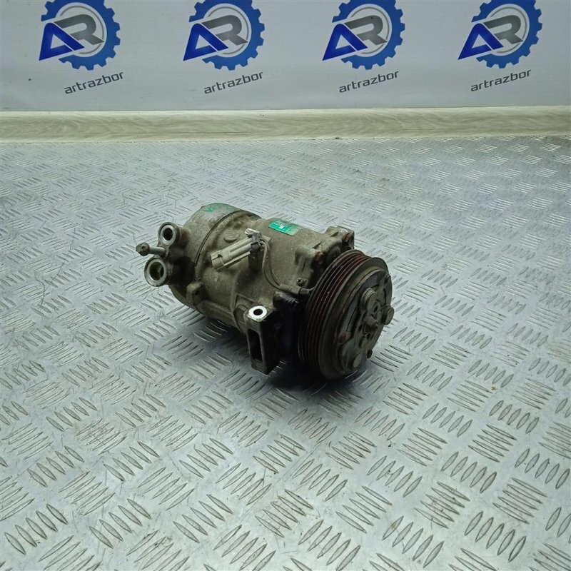 Б/У Компрессор кондиционера Opel Vectra C / Опель Вектра C Z22YH 2.2 2003