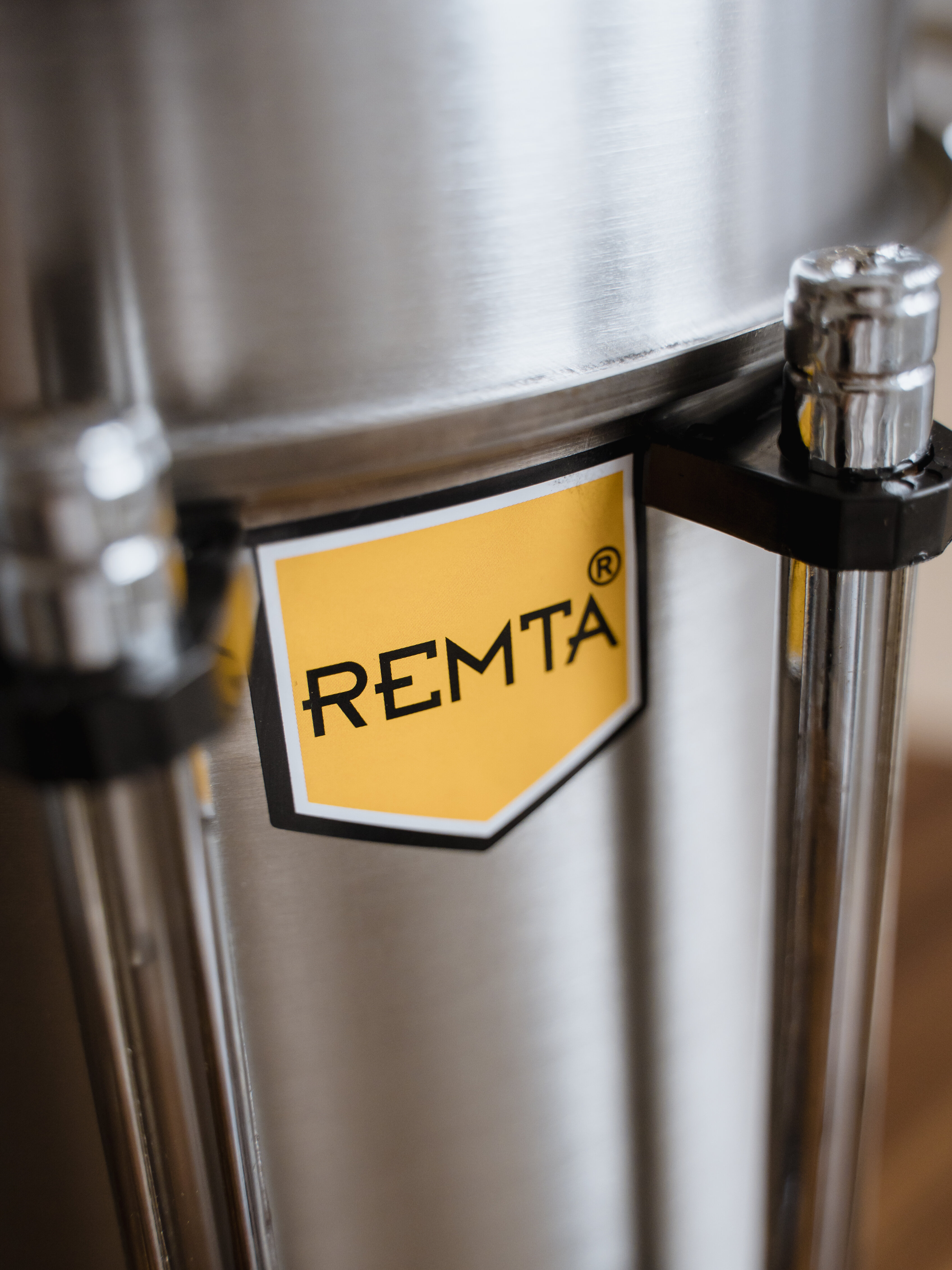 Аппарат для чая Remta R12 9л