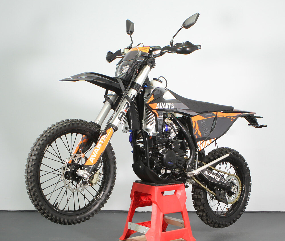 Avantis Enduro 300 Carb PRO Exclusive (CBS300/174MN-3 Design KTM черный) ARS ПТС