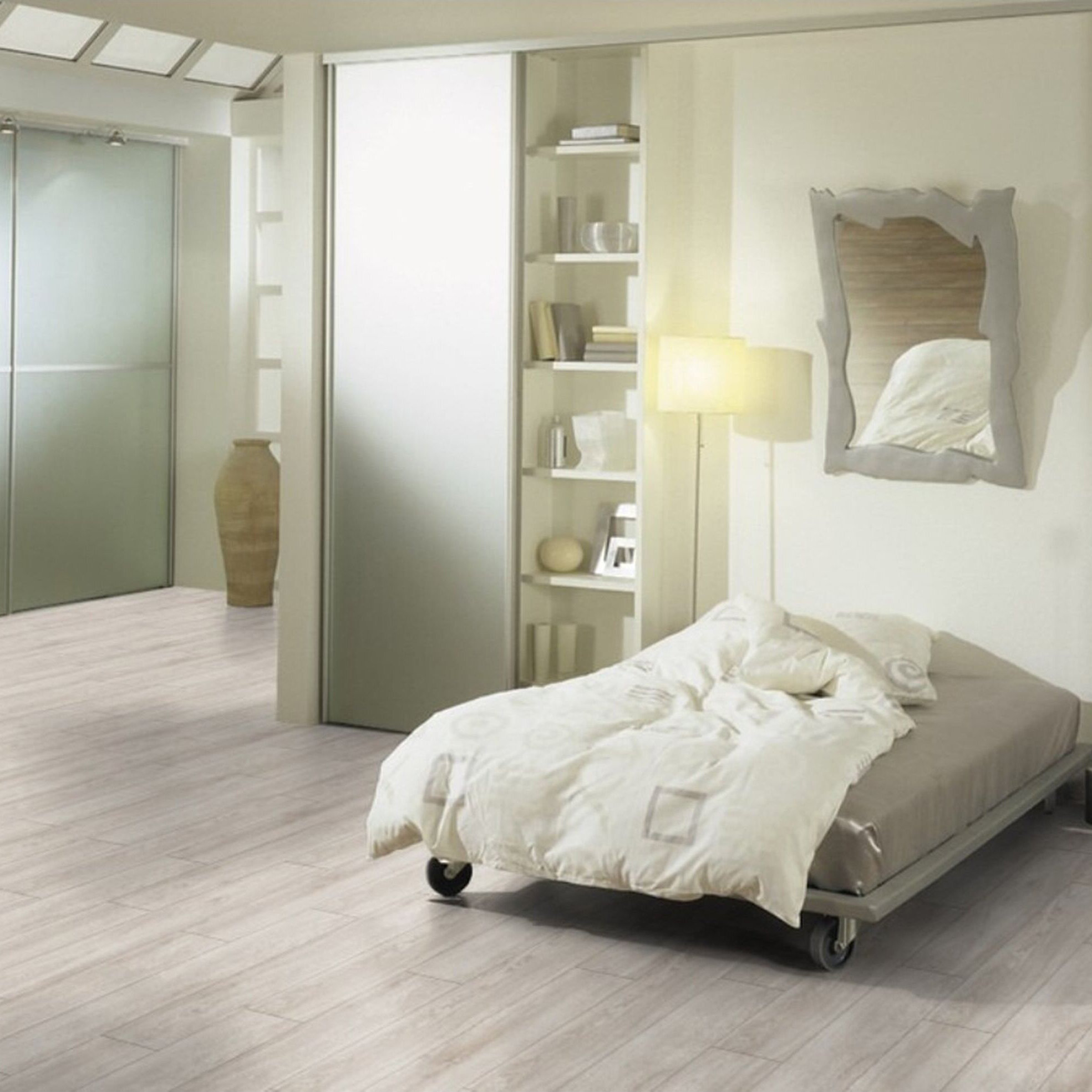 фото Ламинат KRONOSTAR De Facto Дуб либра 33 класс 12 мм 1,332 кв. м