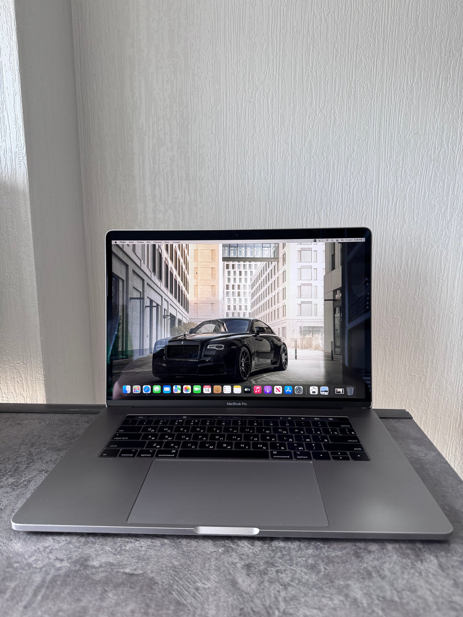 Ноутбук Apple Macbook Pro 15 2018 Core i9 2.9Ггц х 6 ядер