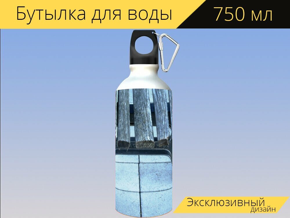 Бутылка фляга для воды "Садовая скамейка, древесина, ноги" 750 мл. с карабином и принтом