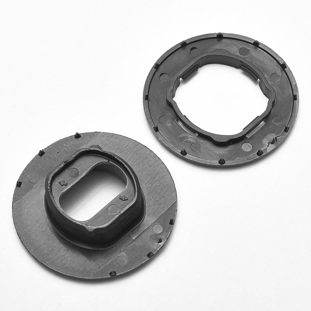 фото Клипса крепления коврика Toyota (Круглая) (2шт.)