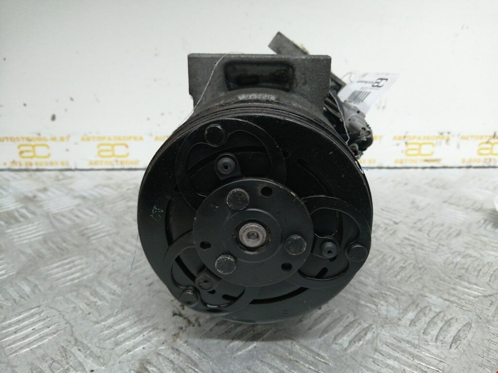 Компрессор кондиционера Renault Clio 4 арт. 930727