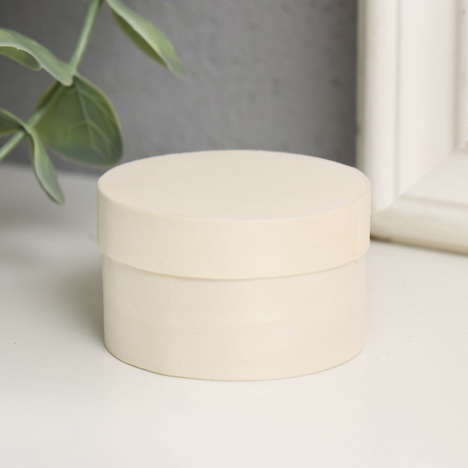 фото Шкатулка дерево под роспись круглая "Тонкий лист" 4,7х4,7х3 см (1шт.)