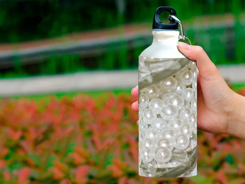 Бутылка фляга для воды "Жемчуг, поролоновые бусины, перламутр" 750 мл. с карабином и принтом