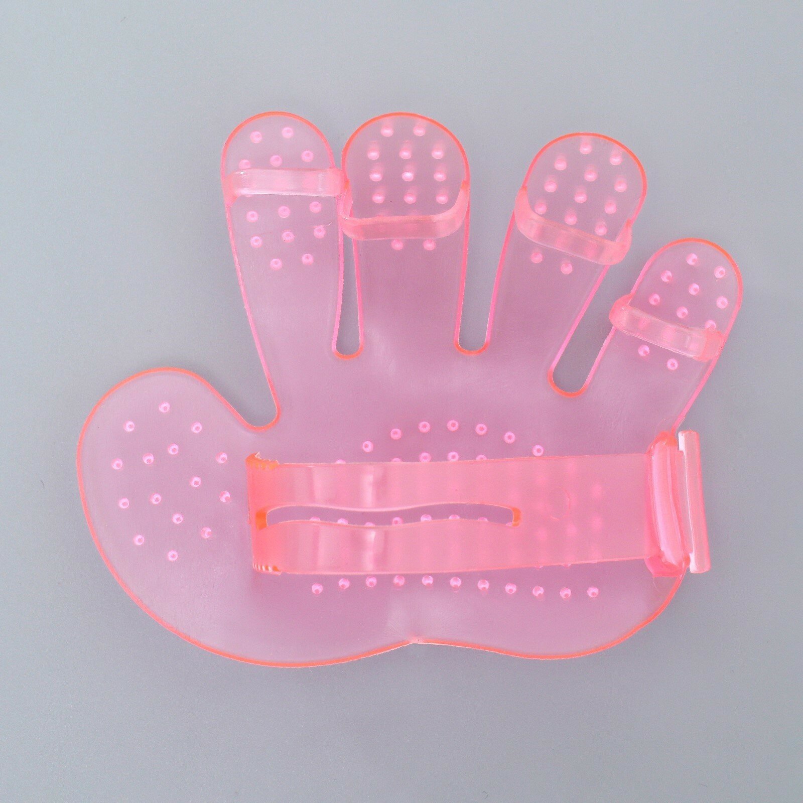Щетка массажная резиновая на руку, розовая - фотография № 3