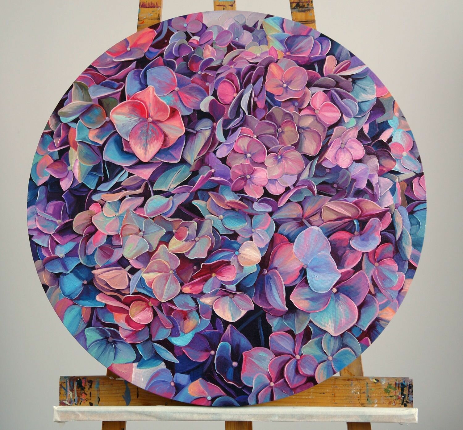 Круглая картина маслом ручной работы "Розовая гортензия", холст диаметра 60 см - фотография № 1