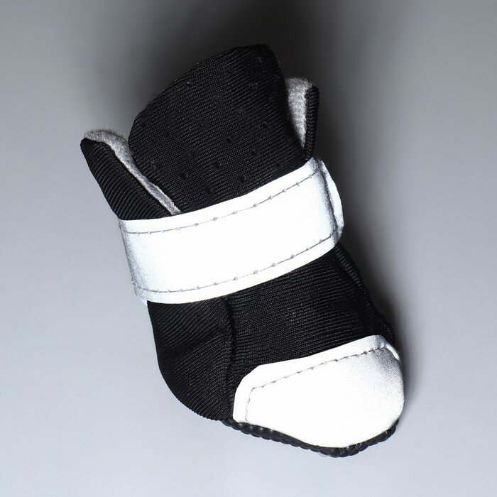 Ботинки для собак "Комфорт" дышашие, размер 4 (5, 5 х 4, 6 см), черные - фотография № 8