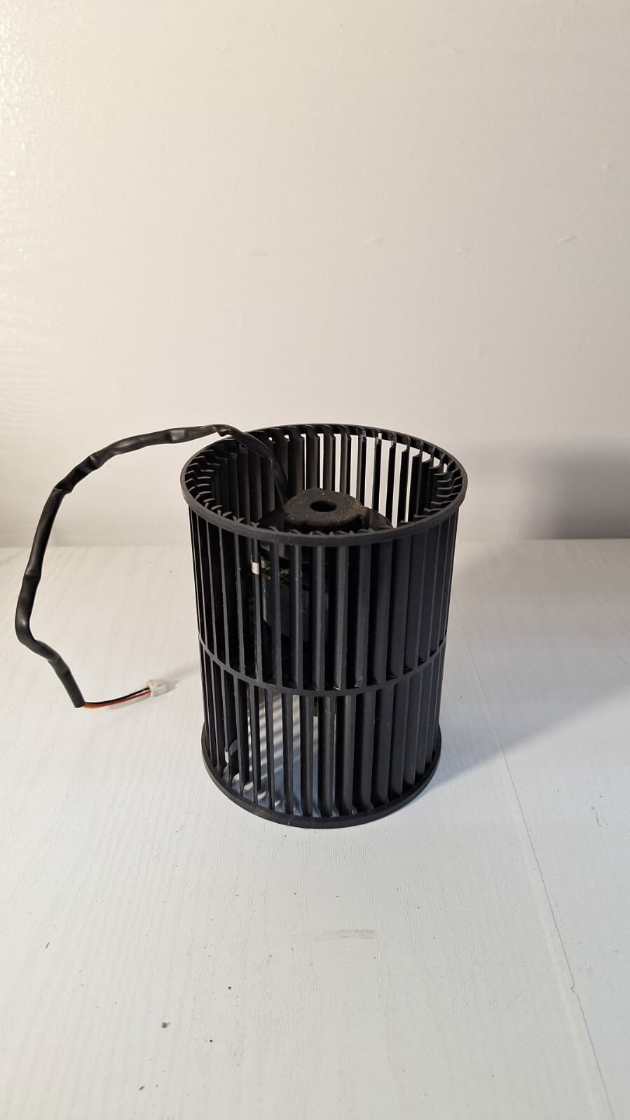 фото Мотор с крыльчаткой q780 Bork для очистителя воздуха