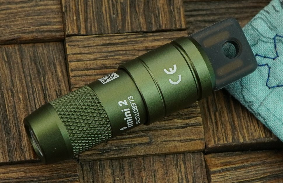 фото Наключный светодиодный фонарь Olight Imini 2 OD Green