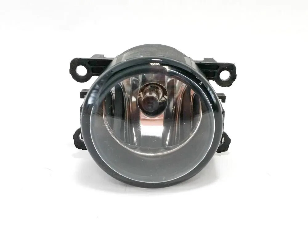 фото Фара противотуманная левая/правая (1 шт.) для Ниссан Ноут рестайлинг 2009-2014 год выпуска (Nissan Note рестайлинг) O.E.M. OEM0140PTFPL