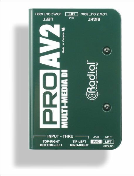 Radial PRO-AV2 двухканальный мультимедиа дибокс, входы/thru 1/8" ,1/4" TRS, 2x RCA, выход 2x XLR