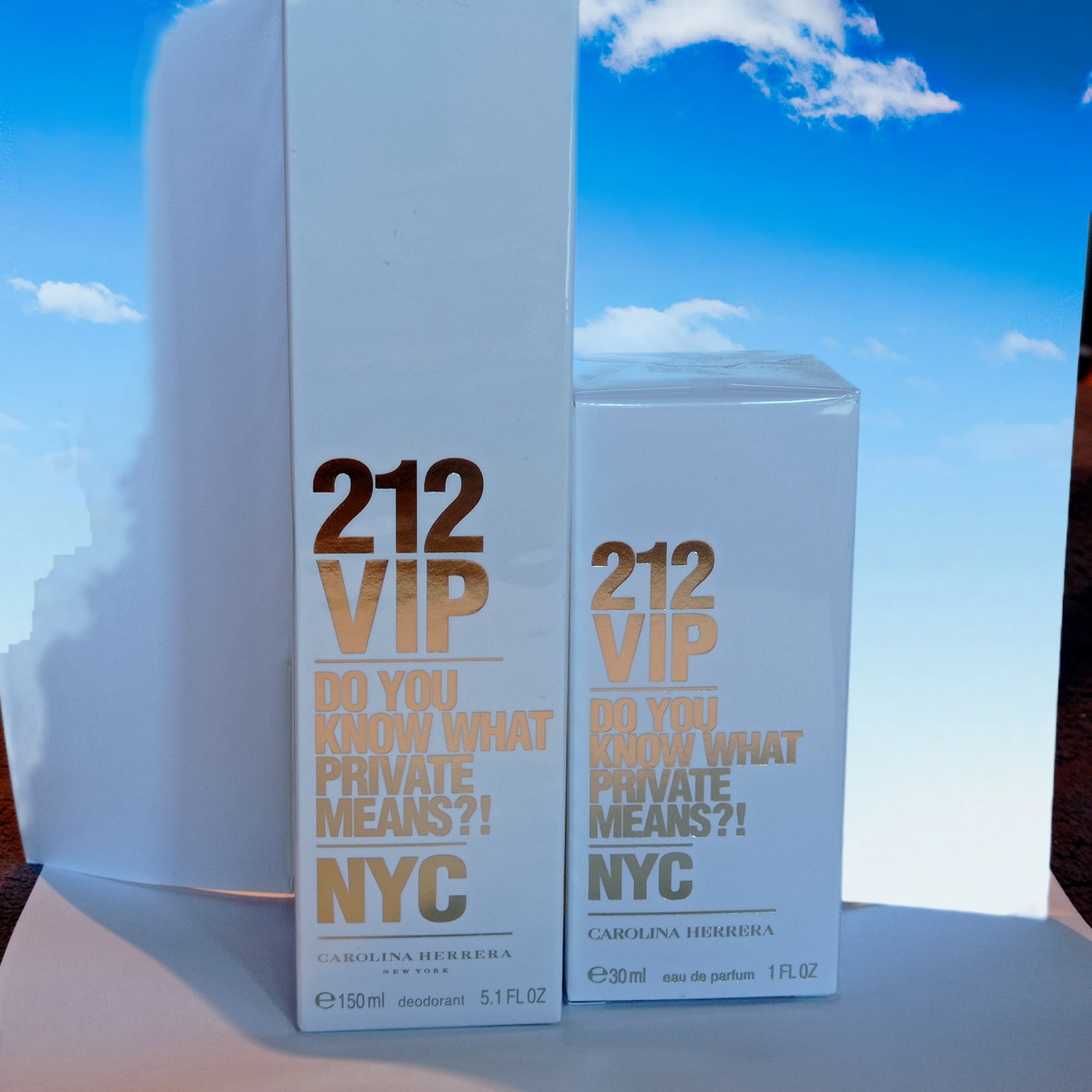 Парфюмерный набор Carolina Herrera 212VIP дезодорант спрей 150 мл + парфюмерная вода 30 мл
