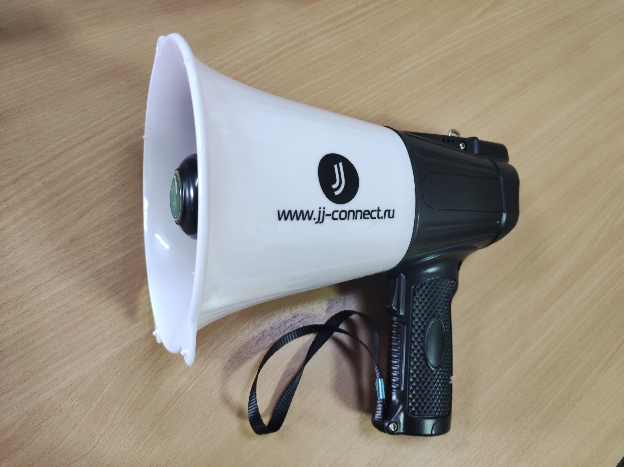 Мегафон (громкоговоритель) JJ-Connect Megaphone L-100