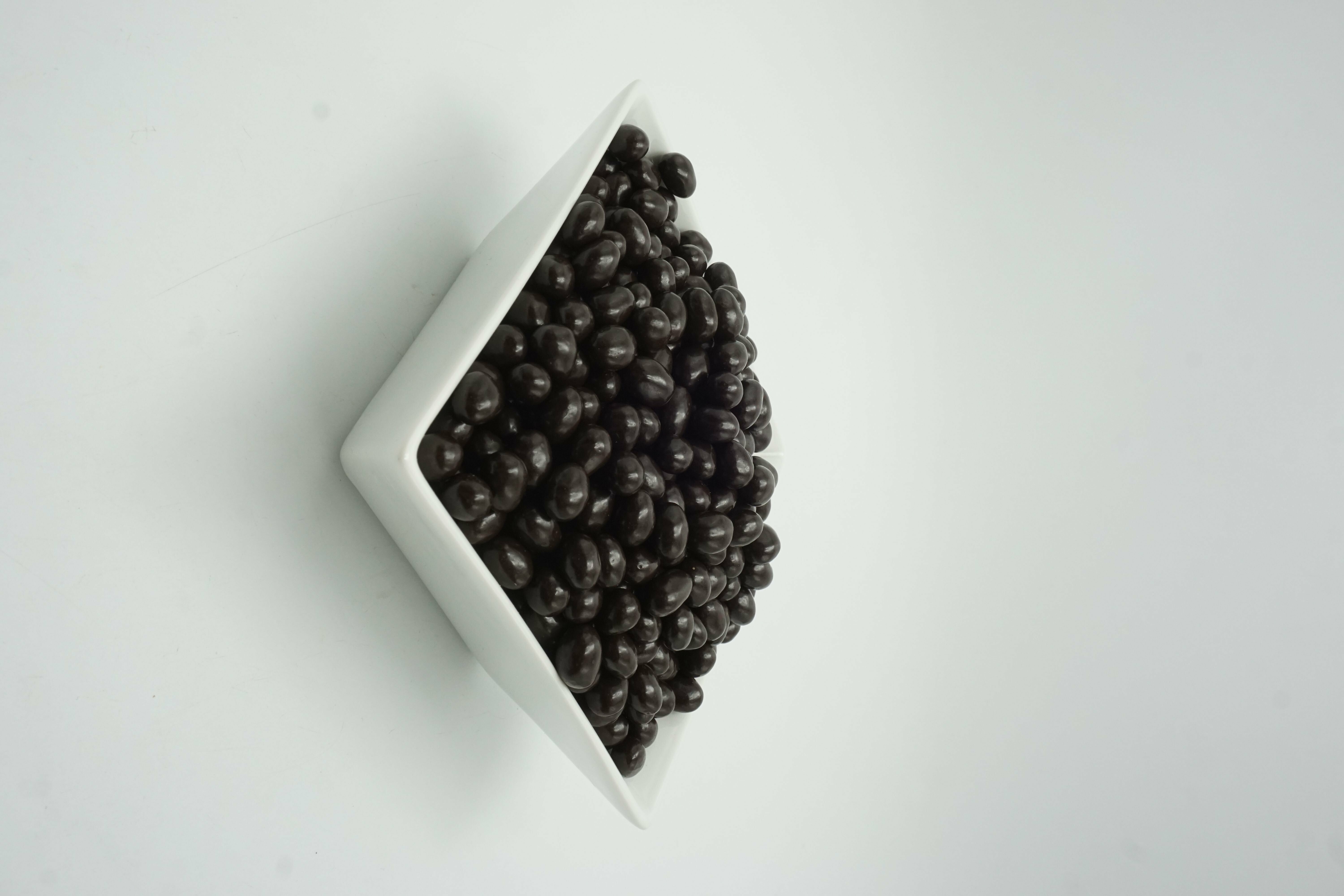Кедровый орех в шоколаде PV-FOODS 400гр. - фотография № 3