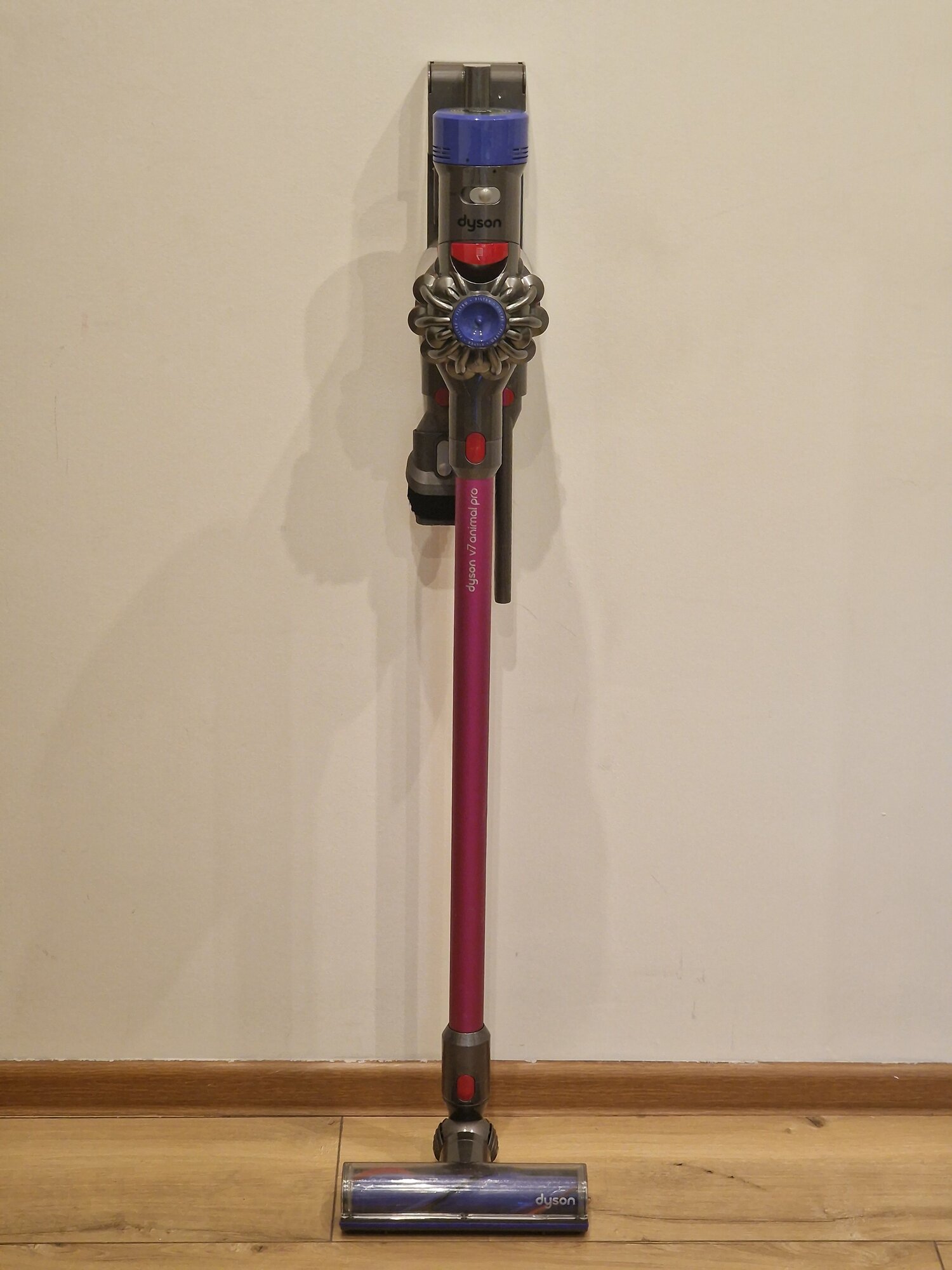 Пылесос беспроводной Dyson V7 Animal Pro