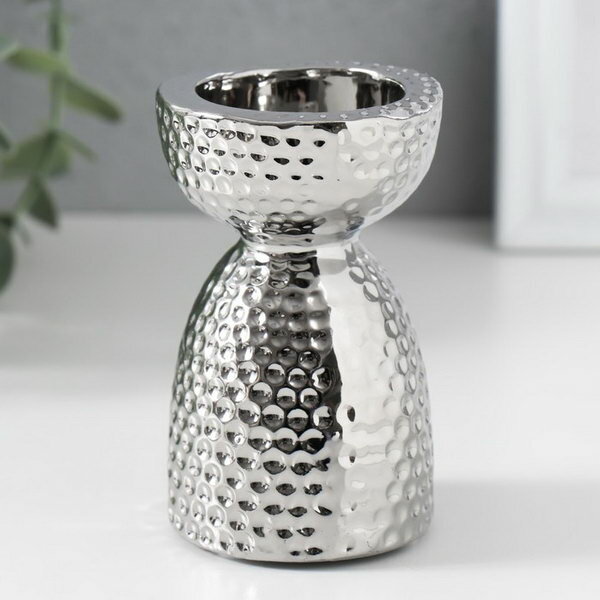 Подсвечник керамика на 1 свечу "Иллюзия" d=4 см серебро 6.5х6.5х10 см