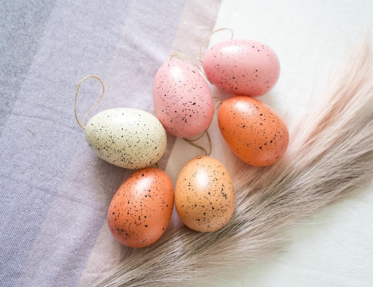Декоративные пасхальные яйца, розово-кремовая гамма, 9 см (упаковка 6 шт.)