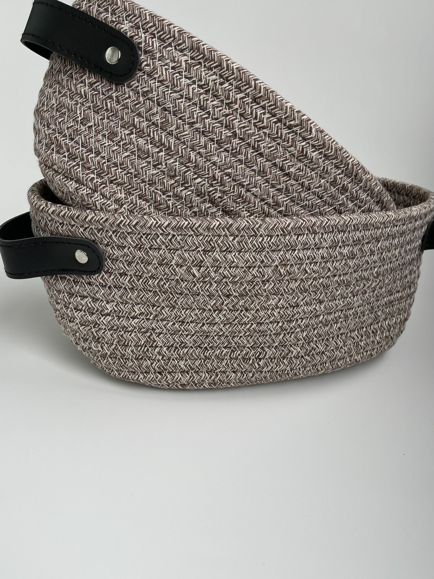 фото Комплект из 2 корзин из джута, с кожаными ручками для хранения