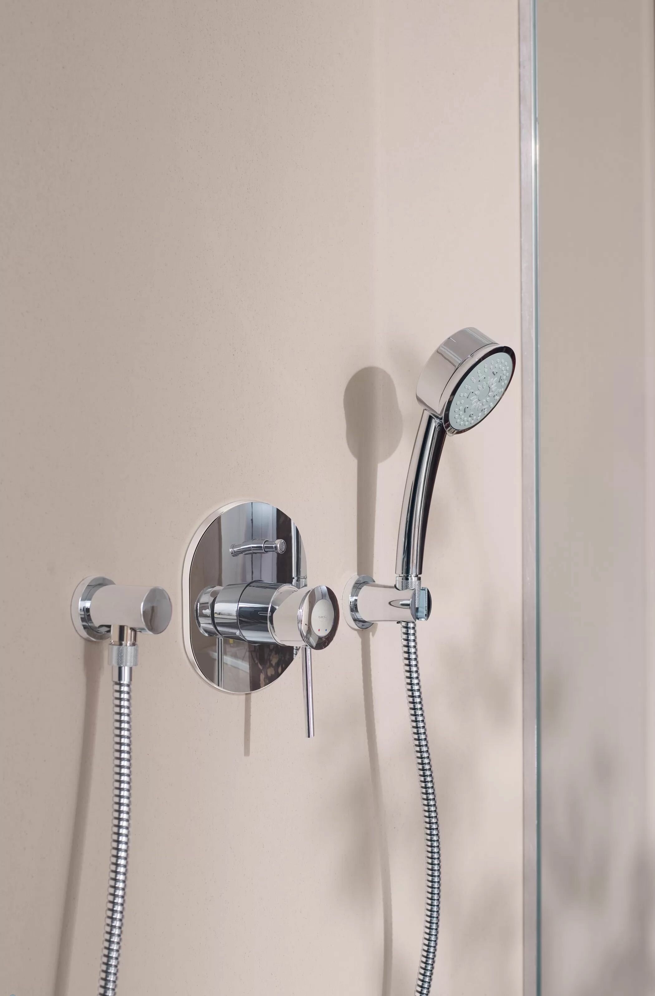 Смеситель Grohe BauClassic 29047000 для ванны с душем с внутренней частью