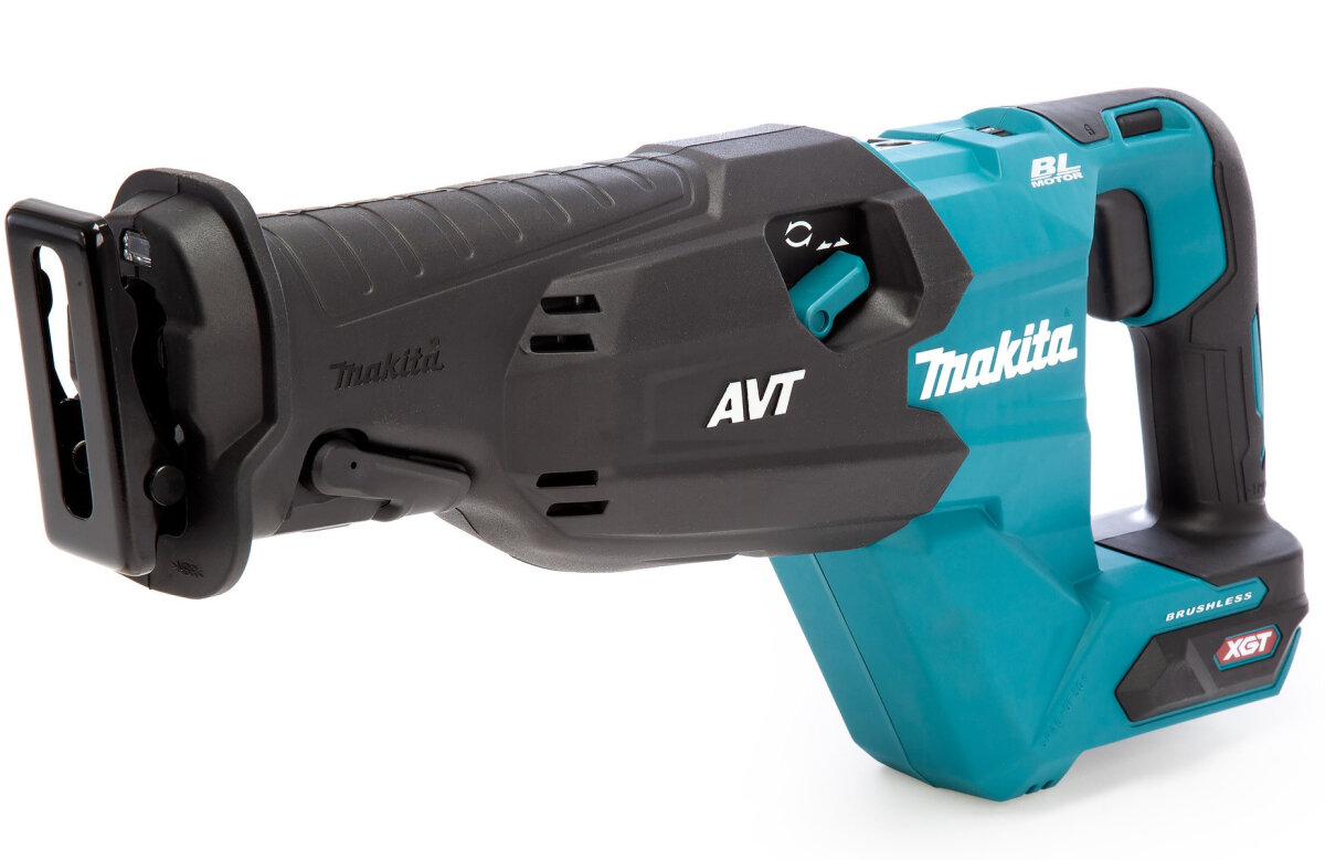 Аккумуляторная сабельная пила XGT MAKITA JR002GZ