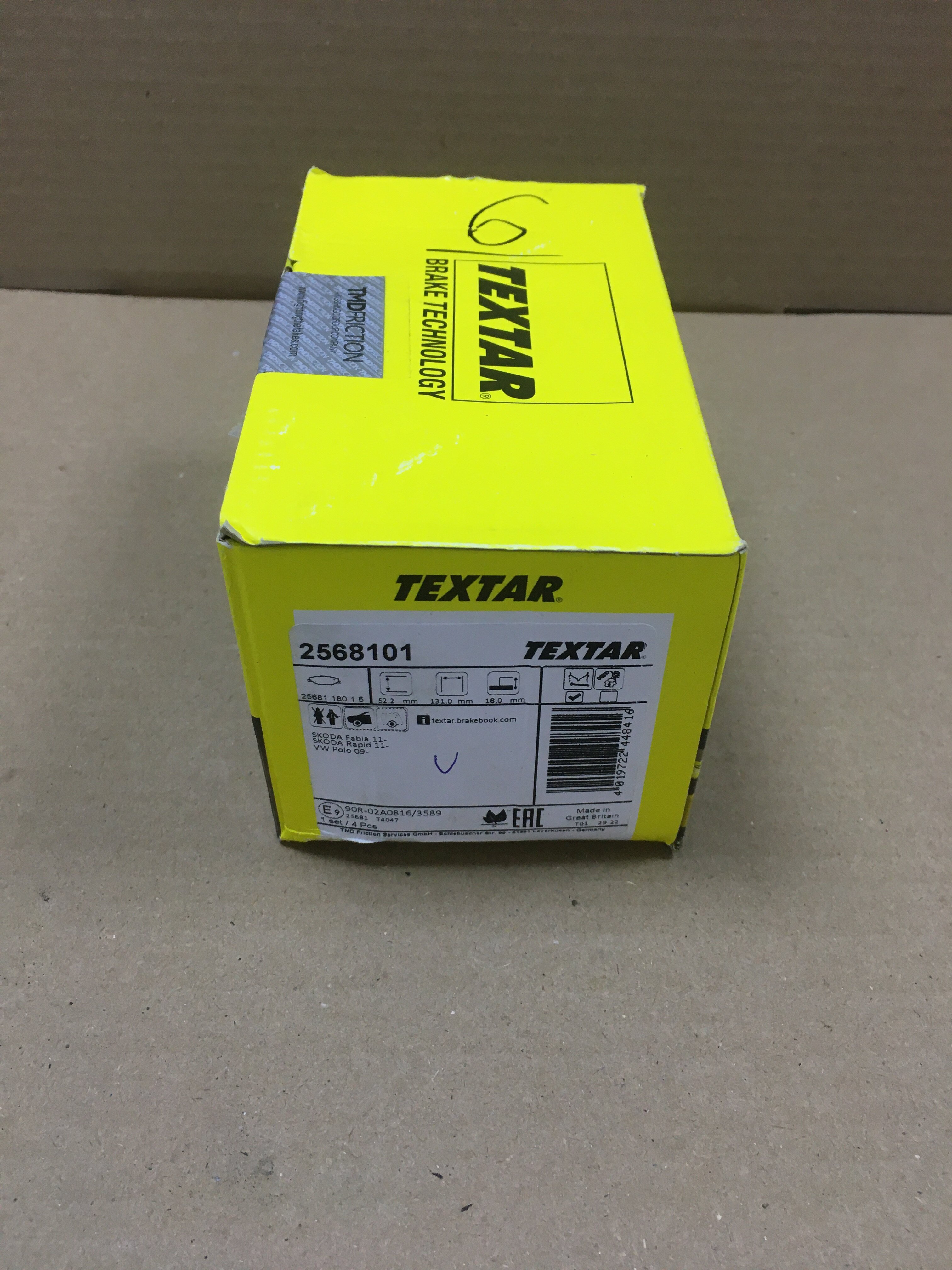 Дисковые тормозные колодки передние Textar 2568101 (4 шт.)