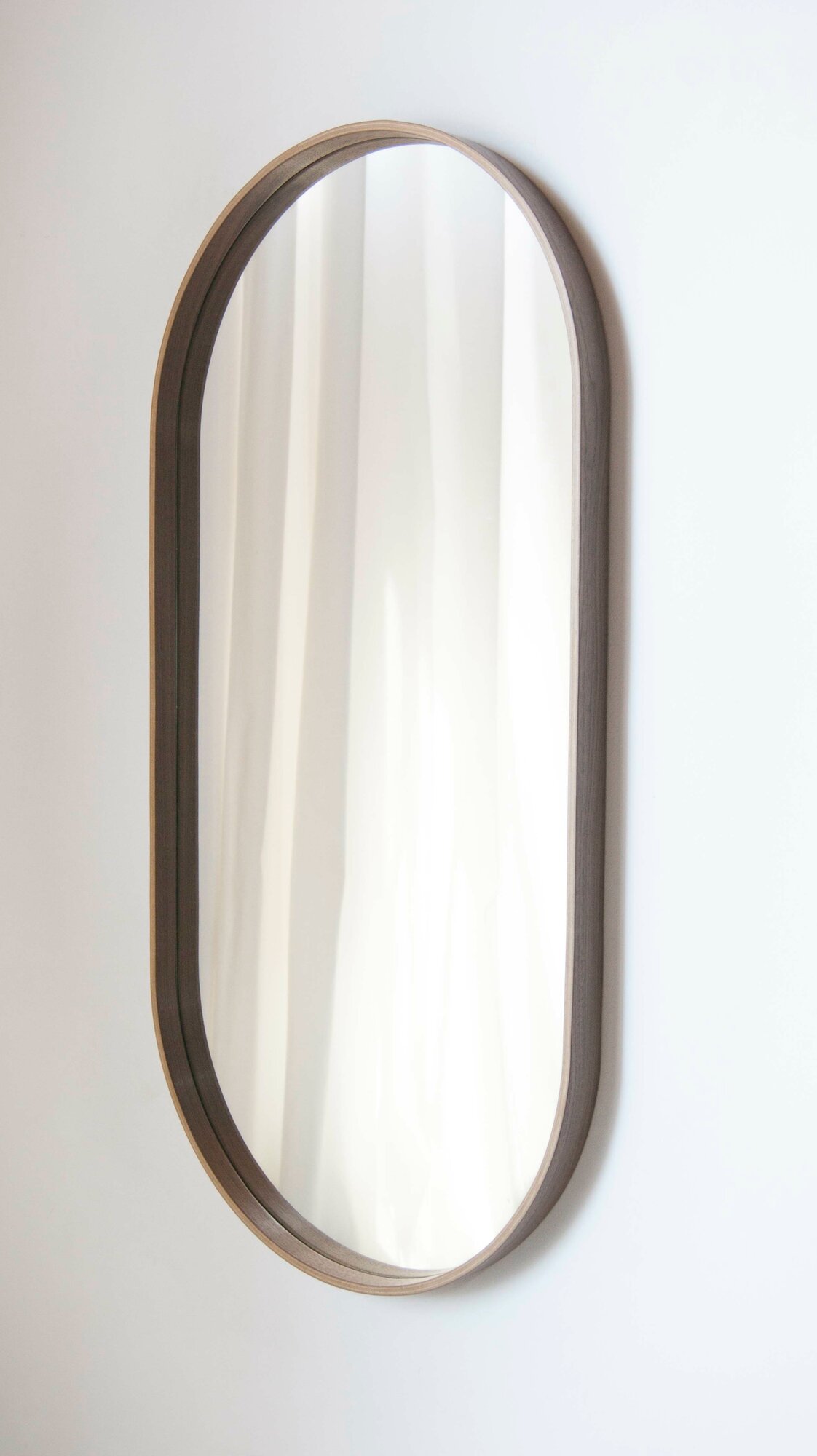 Зеркало овальное настенное натуральный шпон дуб зеркало интерьерное Зеркало овальное настенное натуральный шпон дуб зеркало интерьерное