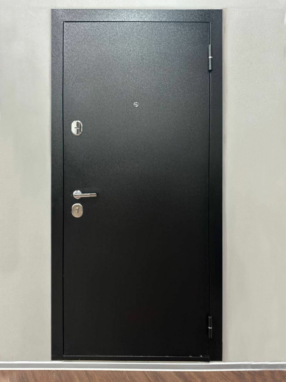 Дверь входная металлическая левое открывание 2050х960 - фотография № 2