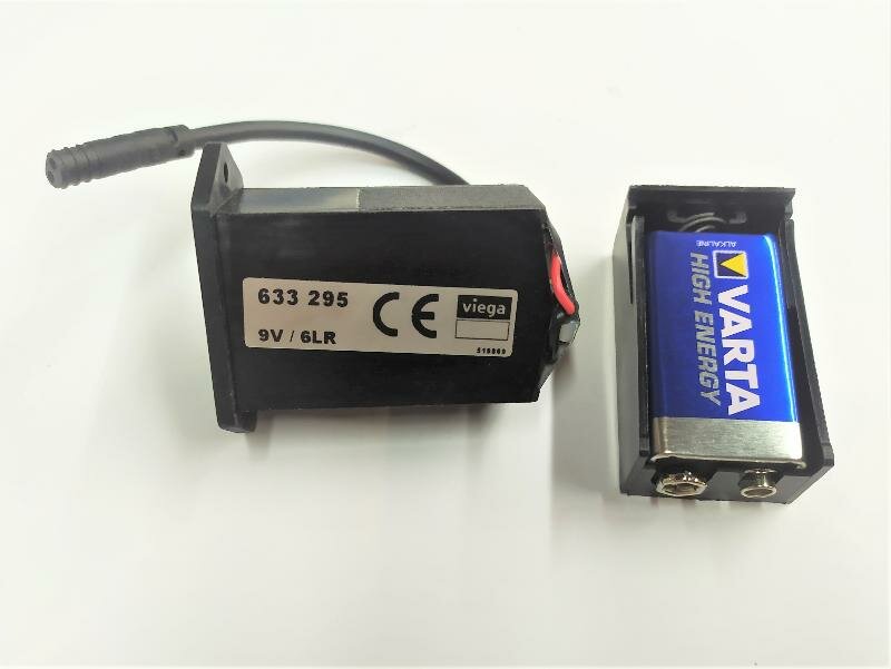 фото VIEGA Батарейный 295 блок питания бачка инсталляции